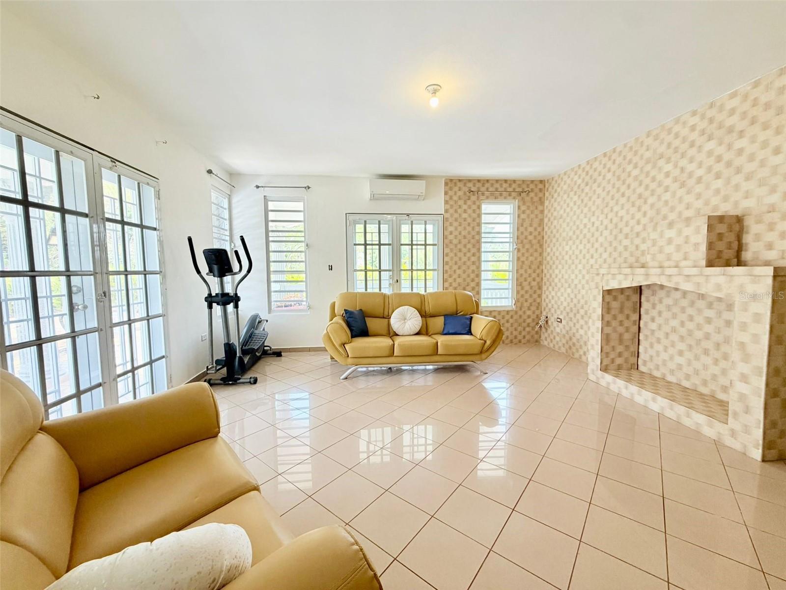 Casa La Plata Property Photo 2