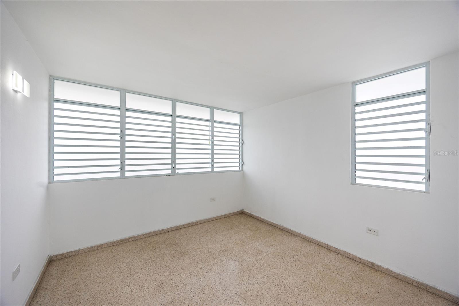 53 Urb. Miraflores #27 Property Photo 9