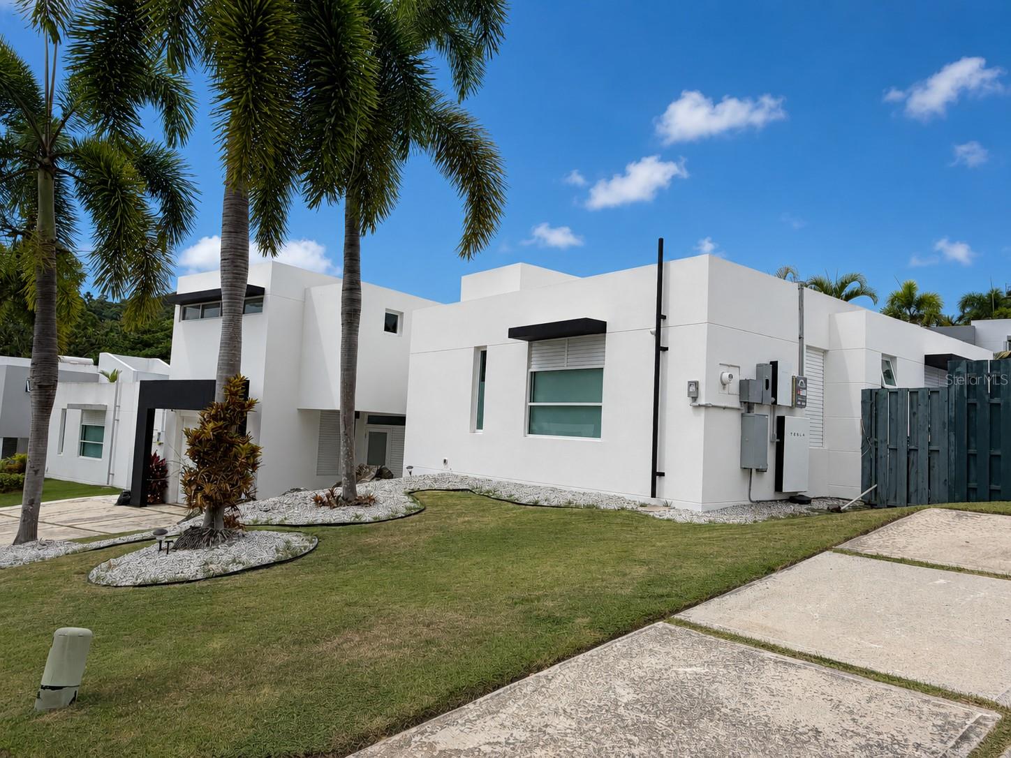 Lerida Mansiones De Ciudad Jardin Property Photo 2
