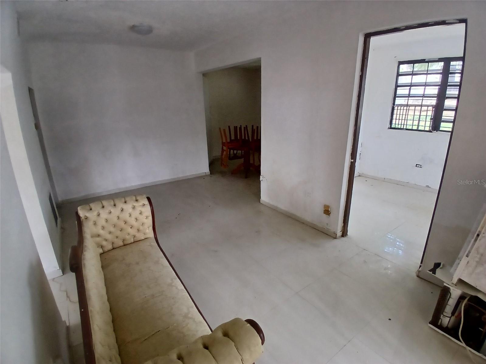 2 Esteban Quintana St Property Photo 5