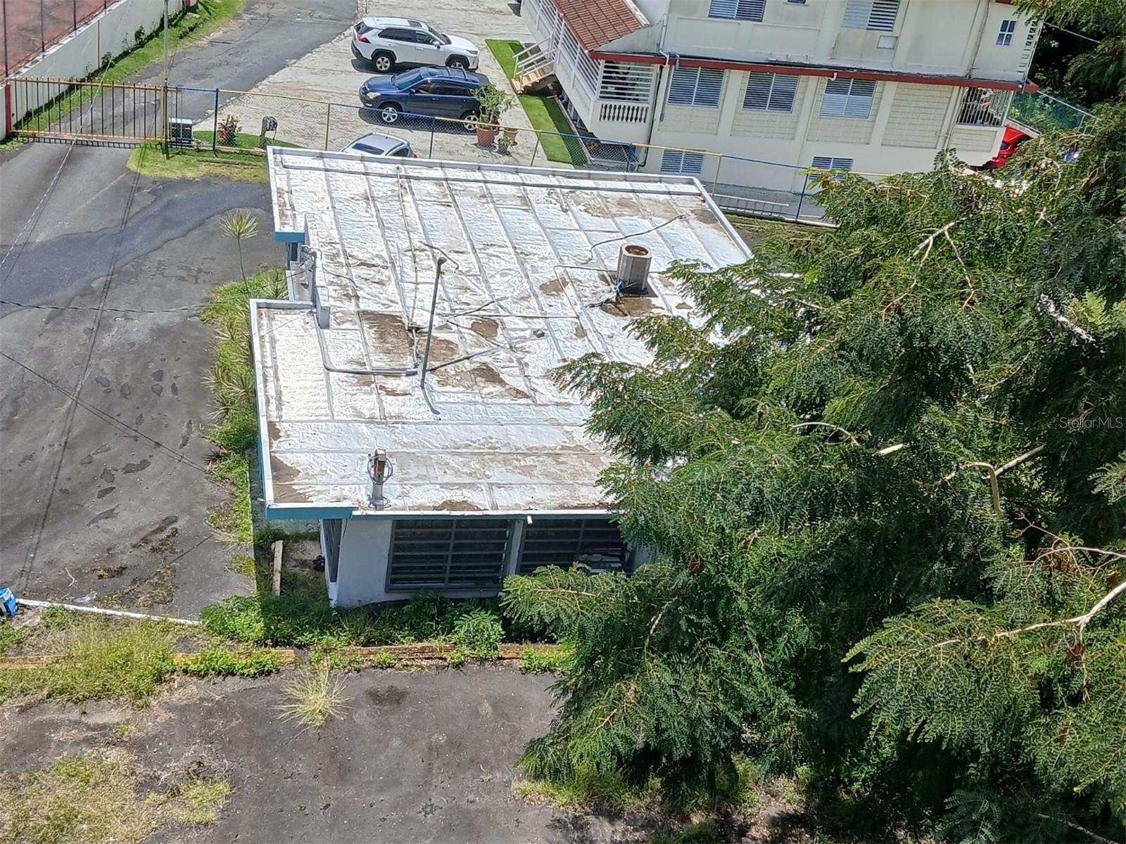 2 Esteban Quintana St Property Photo 18