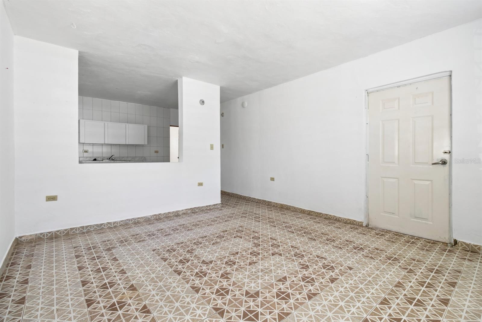 3 Urb. Toaville #10 Property Photo 7