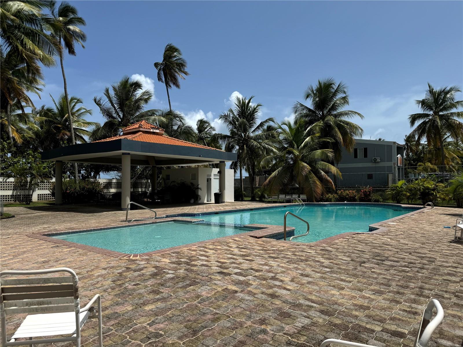 4pha Arroyo Beach Resort #4 Pha Property Photo 2