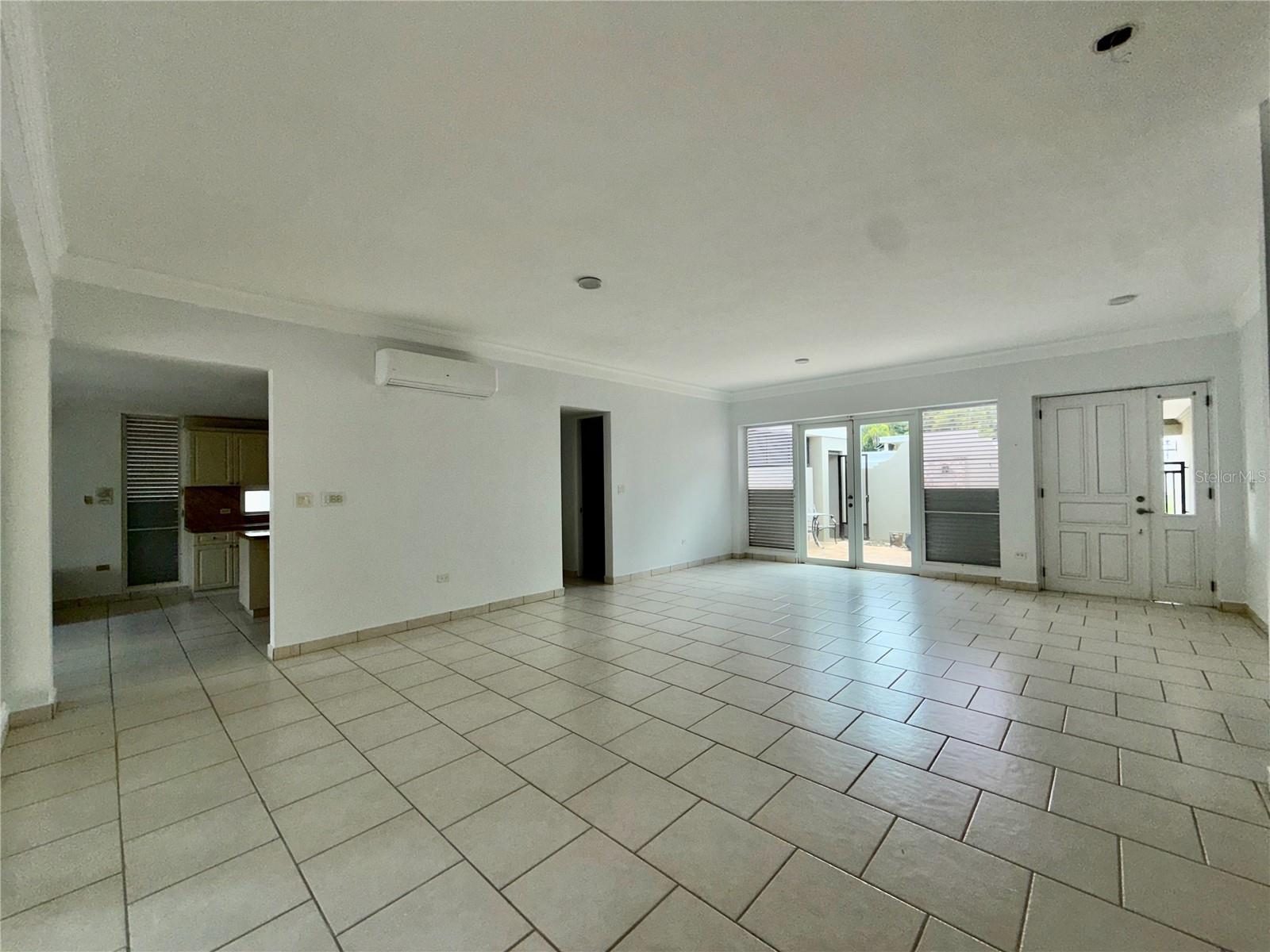 834 Calle 3 #b13 Property Photo 7