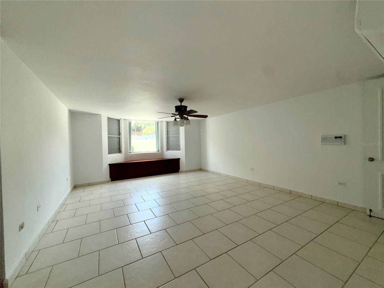 834 Calle 3 #b13 Property Photo 19