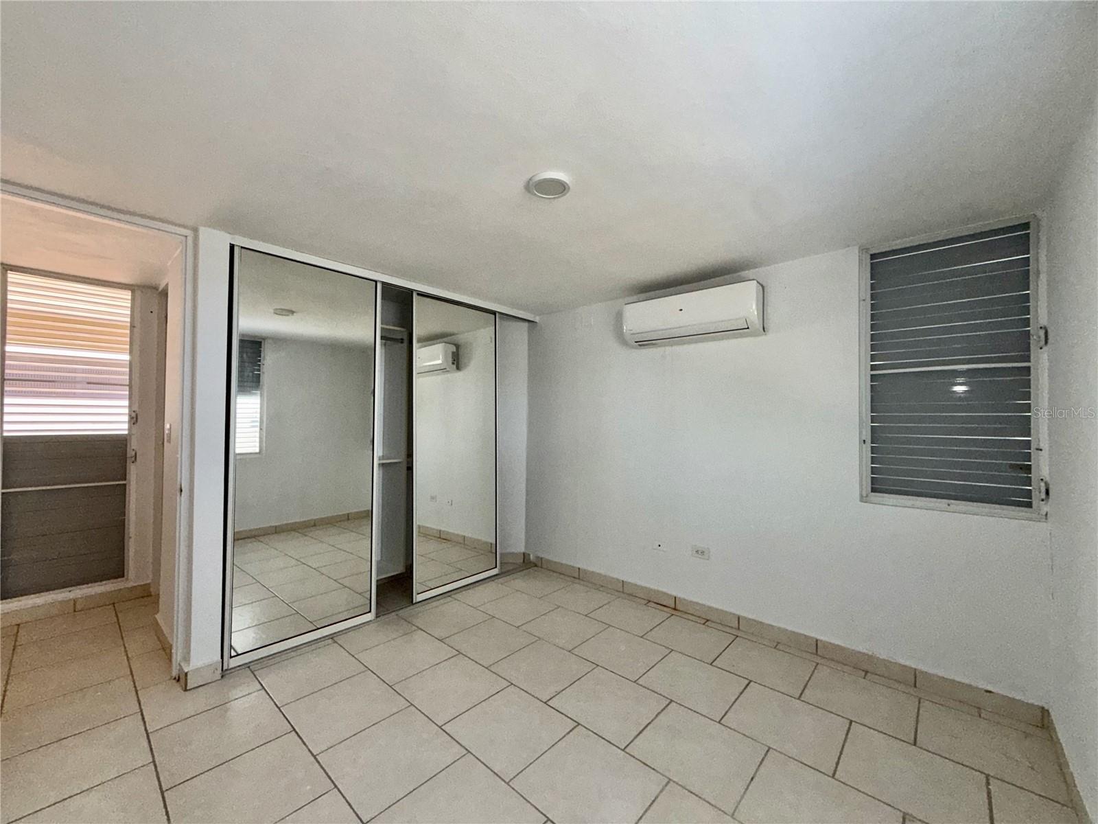 834 Calle 3 #b13 Property Photo 24