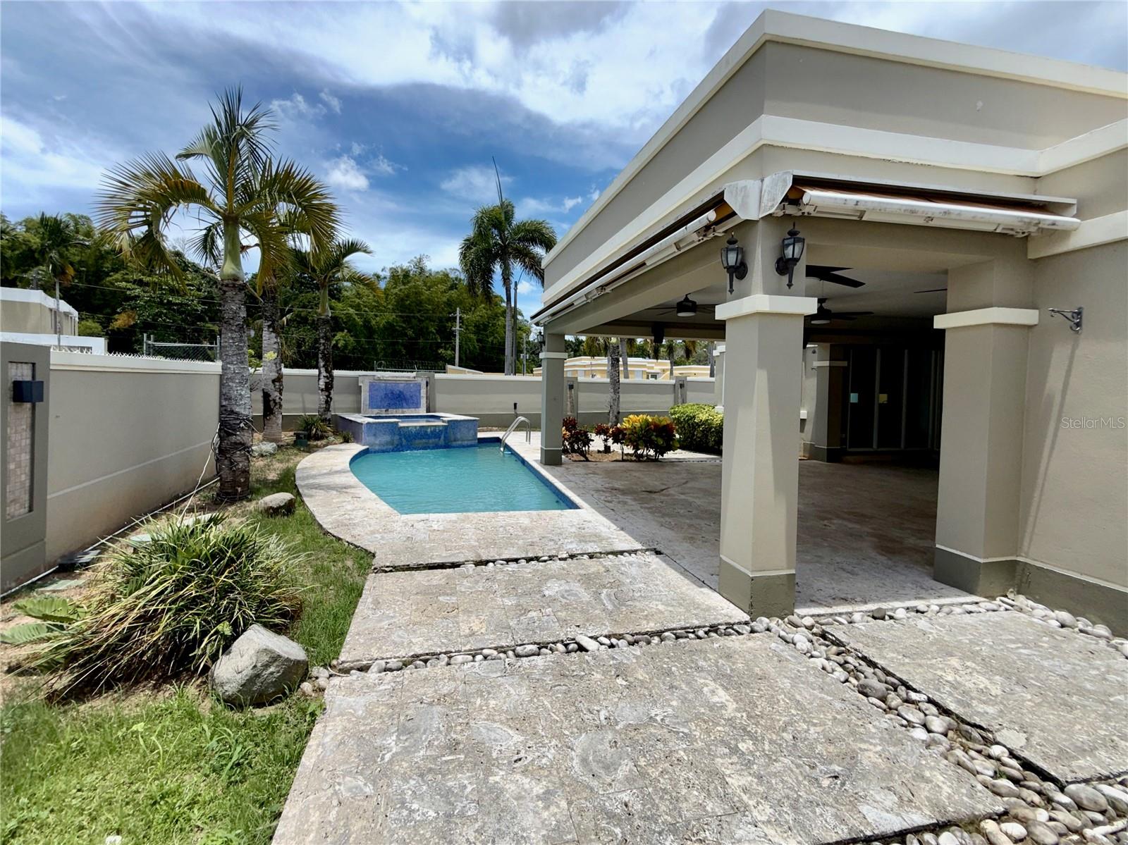 834 Calle 3 #b13 Property Photo 28