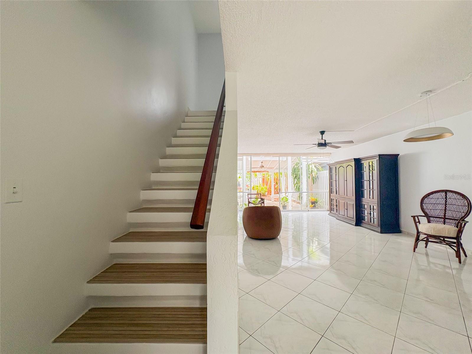 595 Cll Maximo Gomez #g115 Property Photo 3