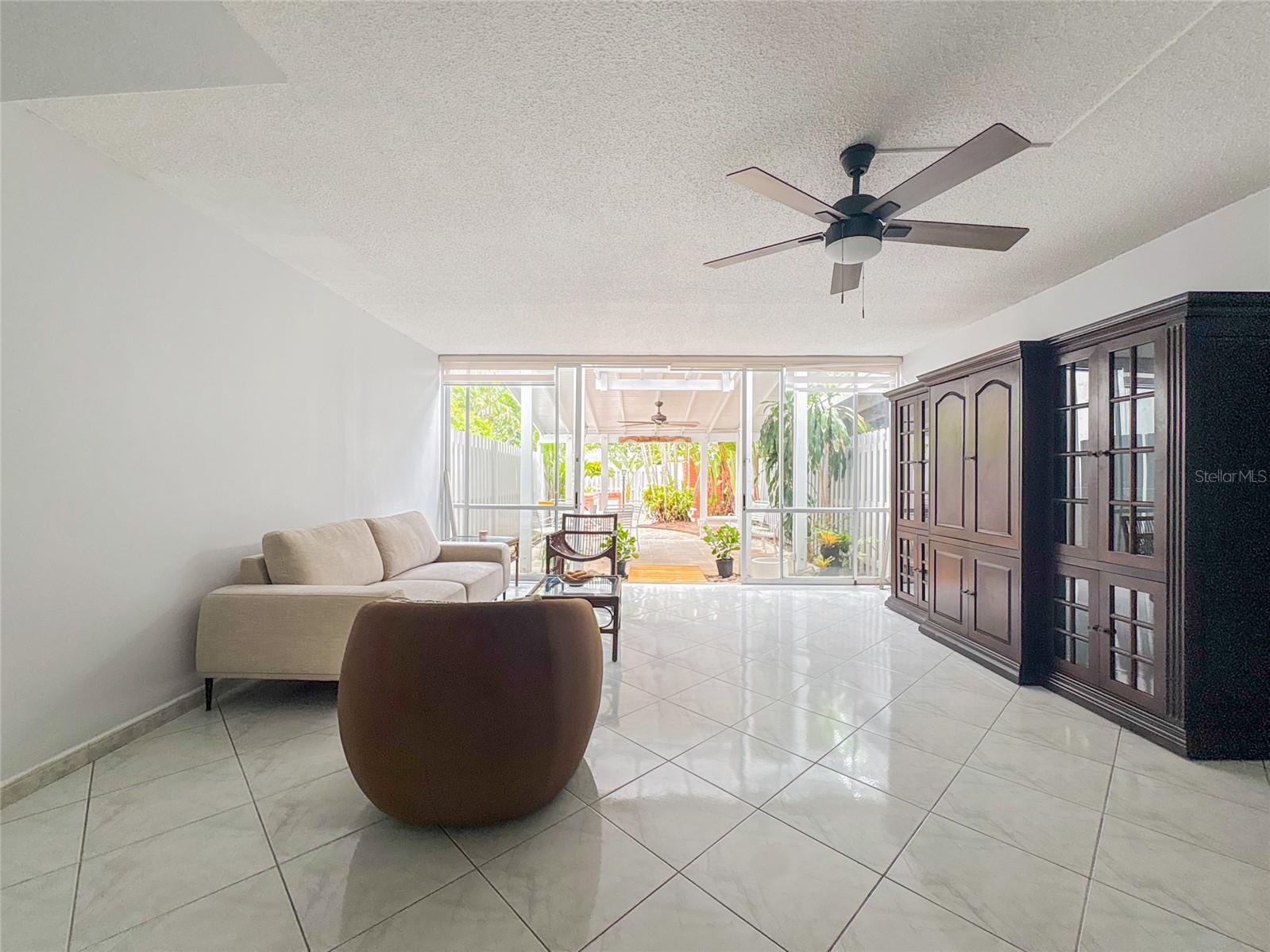 595 Cll Maximo Gomez #g115 Property Photo 5