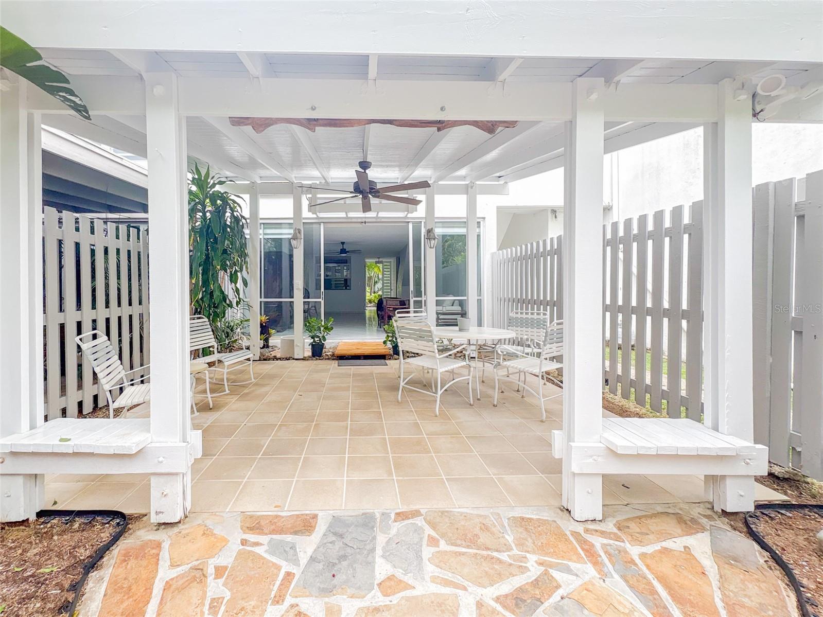 595 Cll Maximo Gomez #g115 Property Photo 17