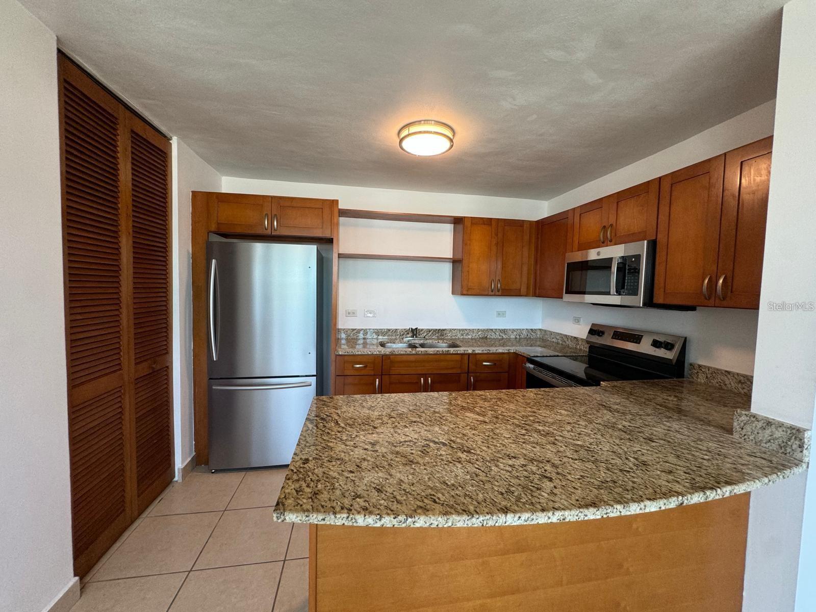 100 Ave Espíritu Santo #7-403 Property Photo 6
