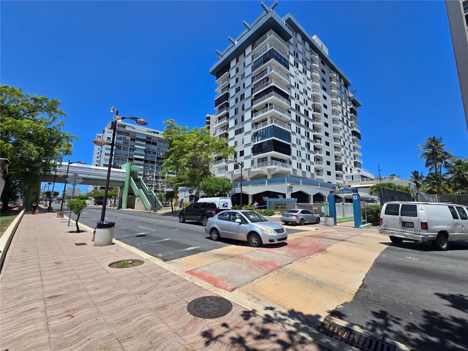 4633 Ave Isla Verde Cond. Castillo Del Mar #9 Property Photo 1