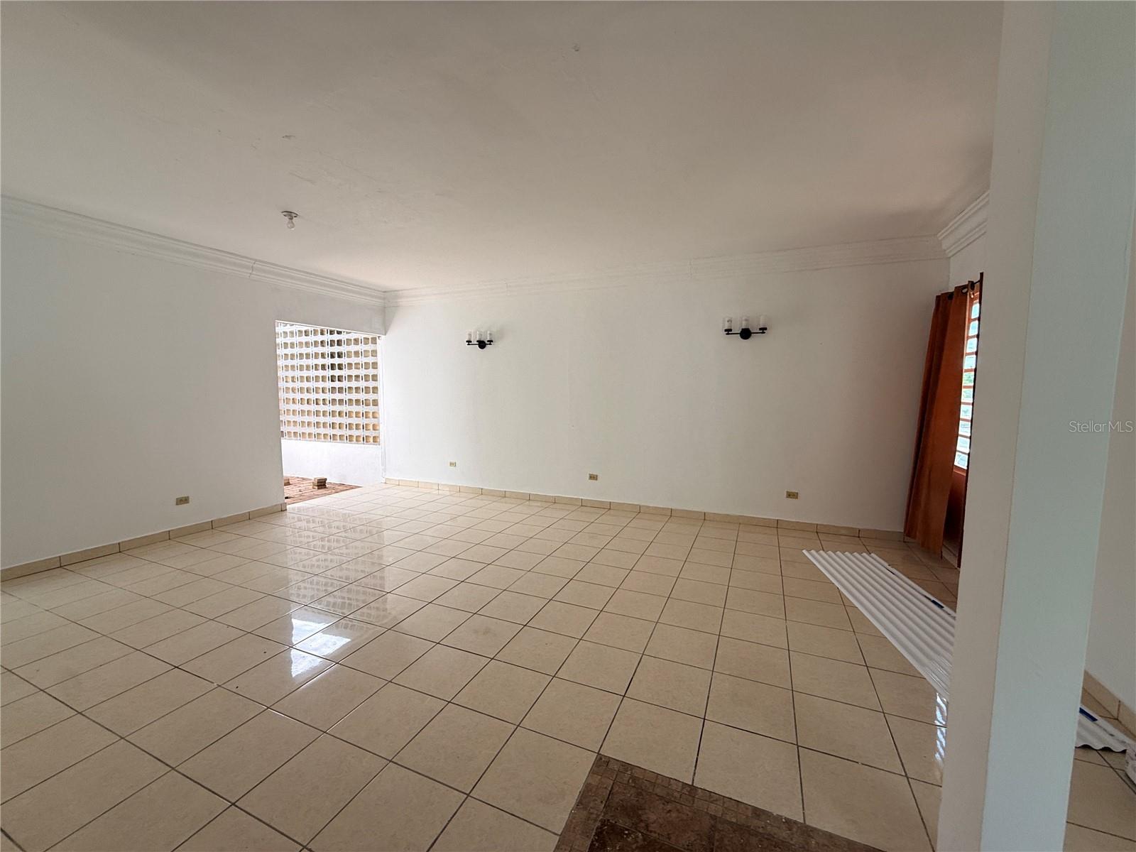 Calle Onix 29 Urb. Bucare Property Photo 8