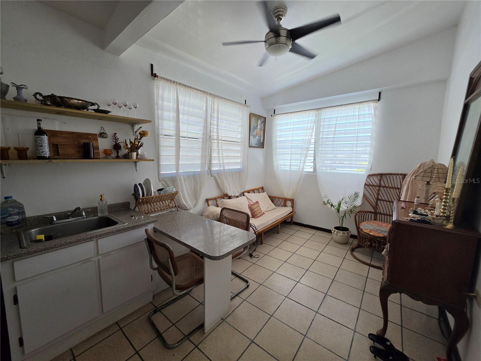 153 Del Parque St #153 Property Photo 2