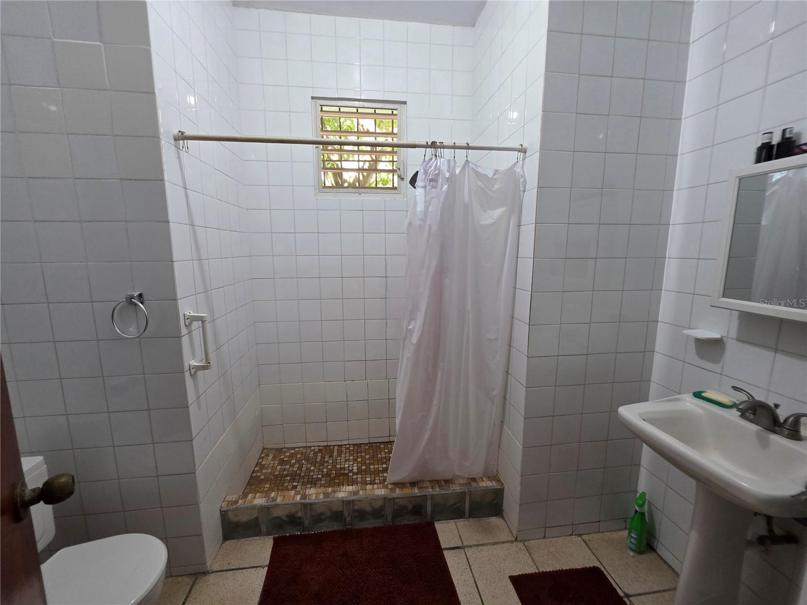 153 Del Parque St #153 Property Photo 4