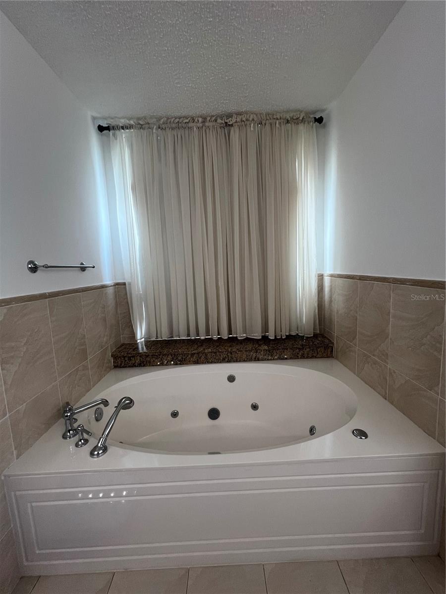 49 Via Naranjales Urb. Las Nubes Property Photo 11