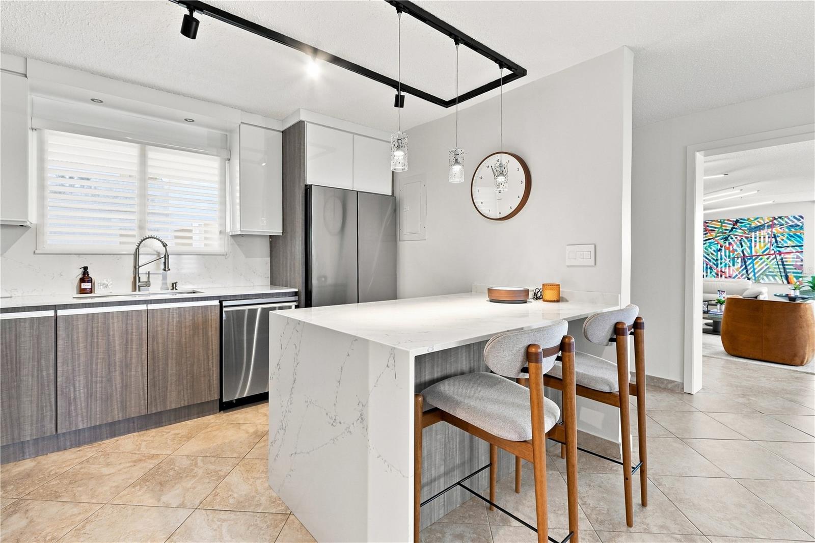 Pr -2 Plaza Real Caparra #ph6 Property Photo 6