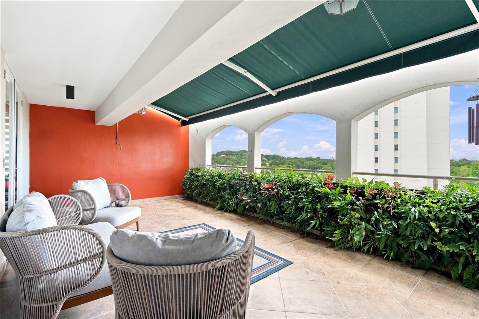 Pr -2 Plaza Real Caparra #ph6 Property Photo 12