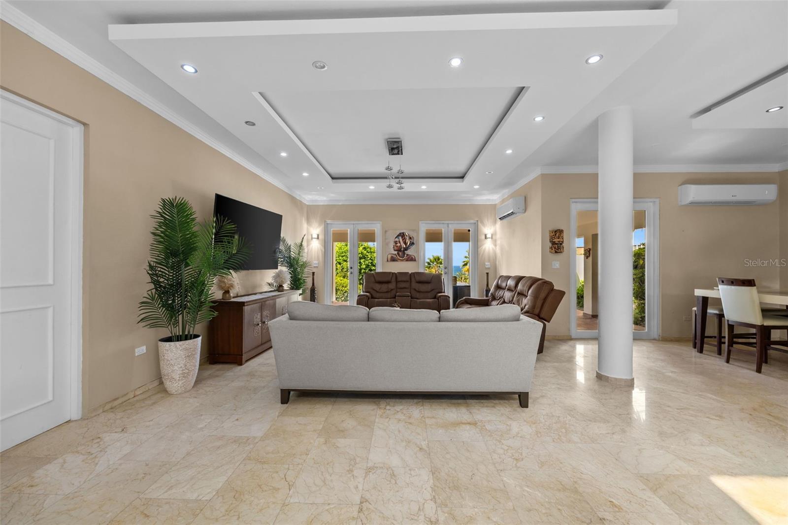 44 Surfside Property Photo 6