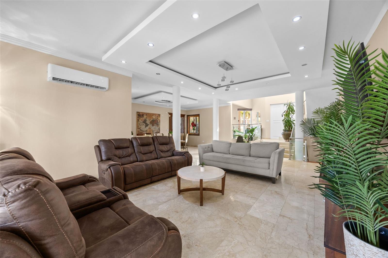 44 Surfside Property Photo 7
