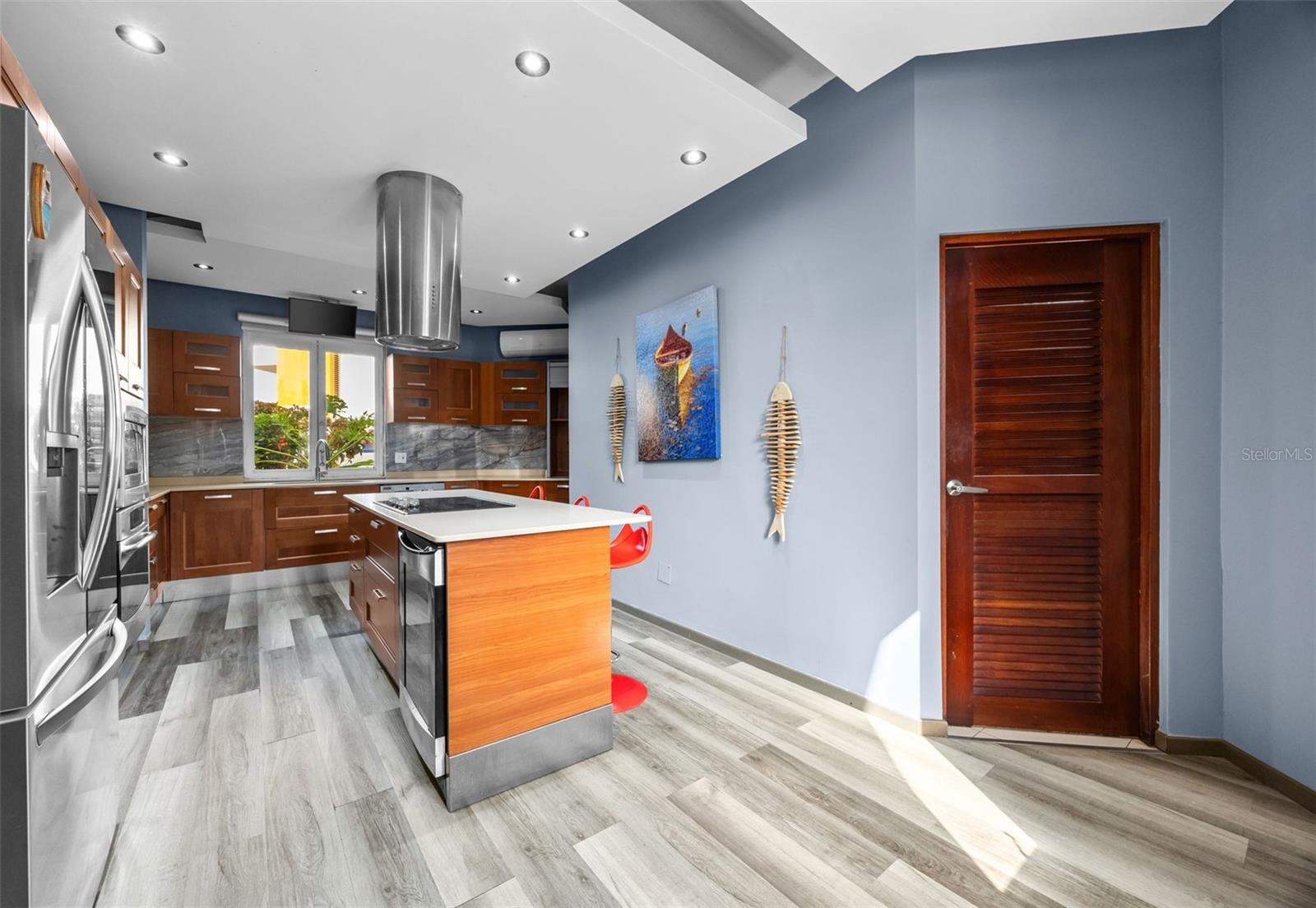 44 Surfside Property Photo 9