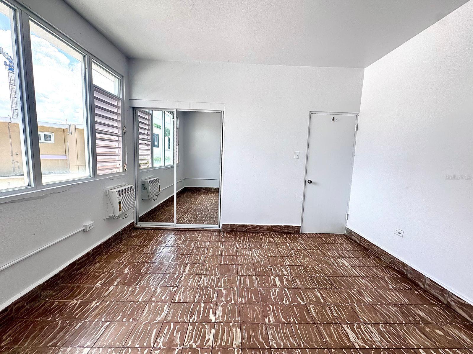 PR9123967 Property Photo 7