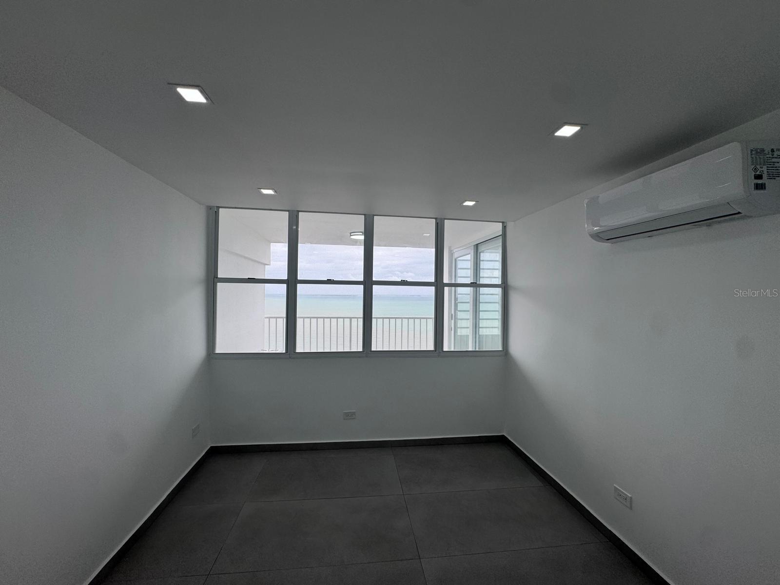 100 Marina View #2208 Property Photo 5
