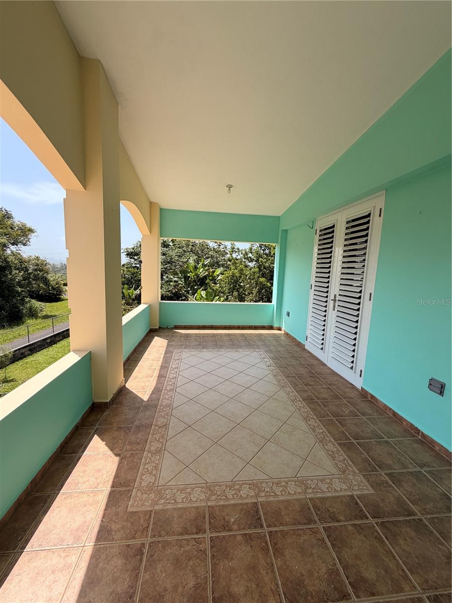 435 Calabaza Property Photo 8