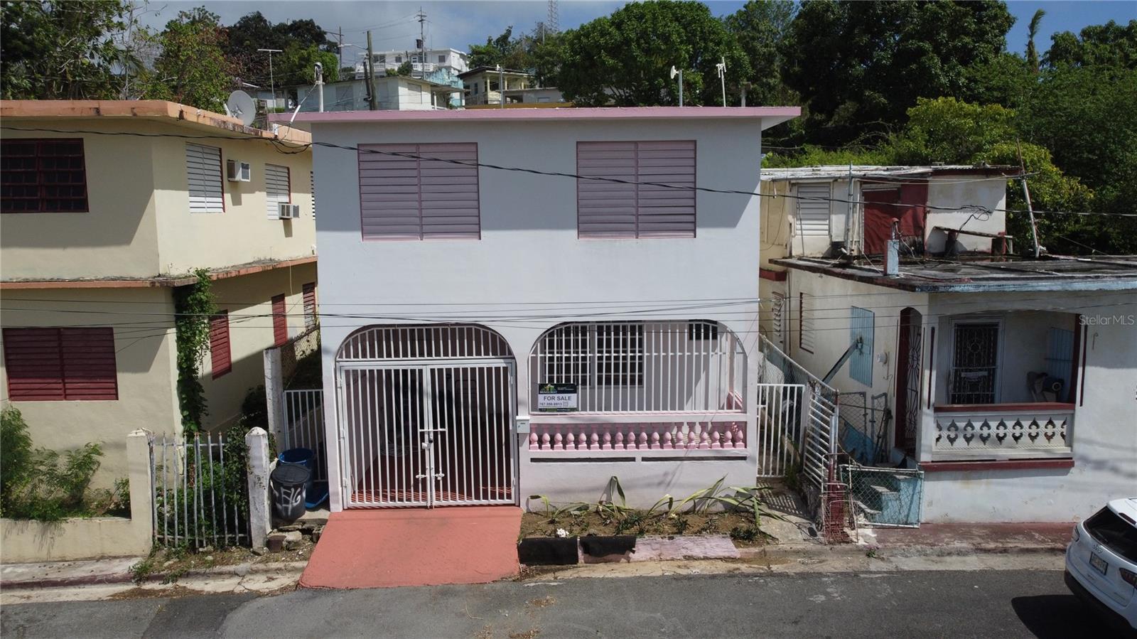 R-4 Casa De Rosa Property Photo 1