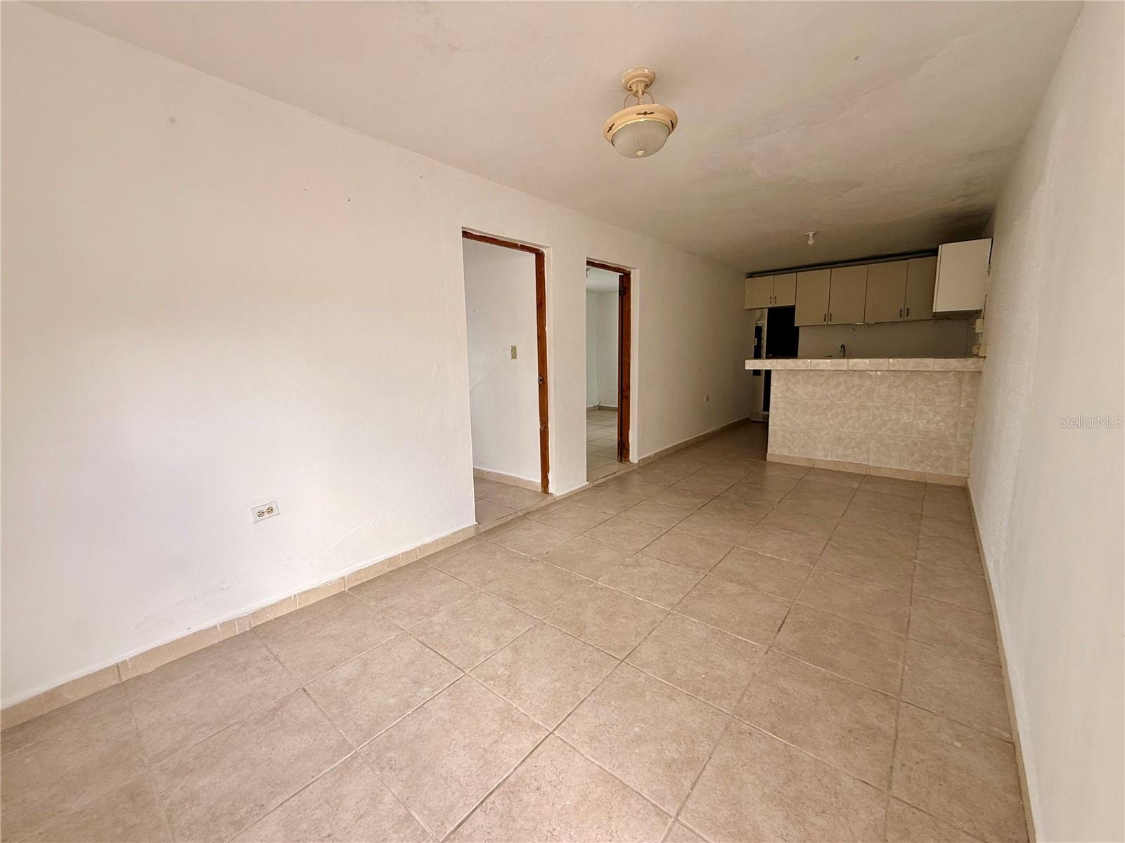 PR9124009 Property Photo 2