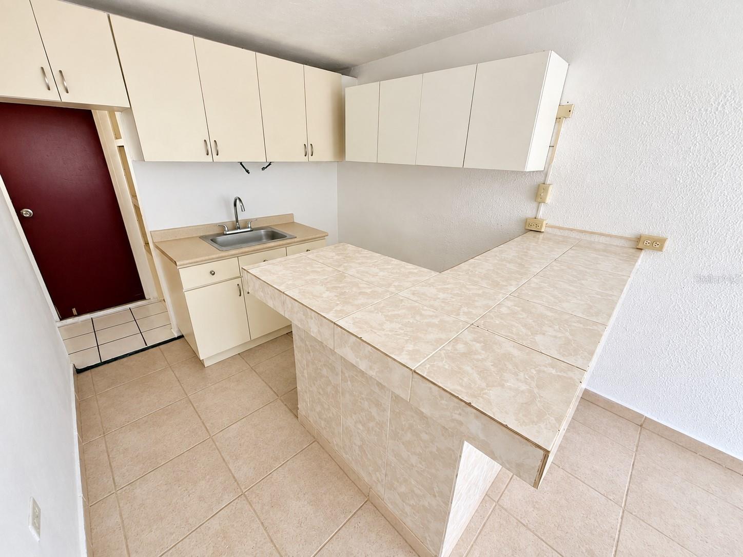 PR9124009 Property Photo 4