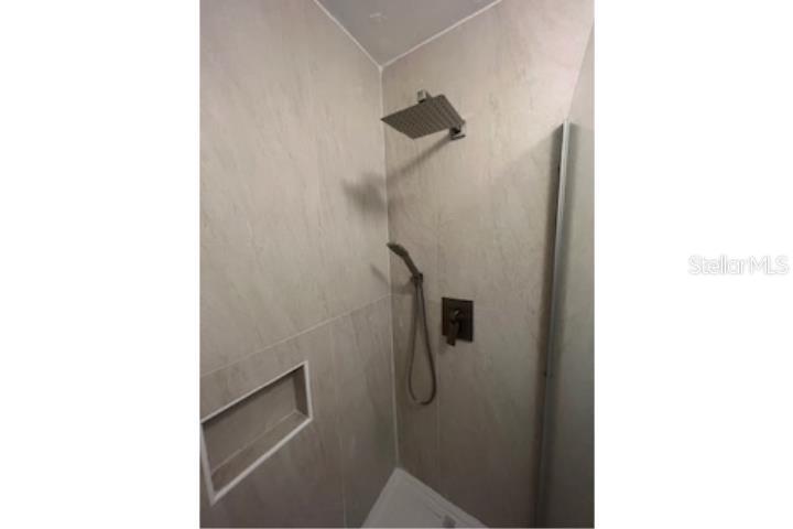 4 El Generalife #402 Property Photo 6