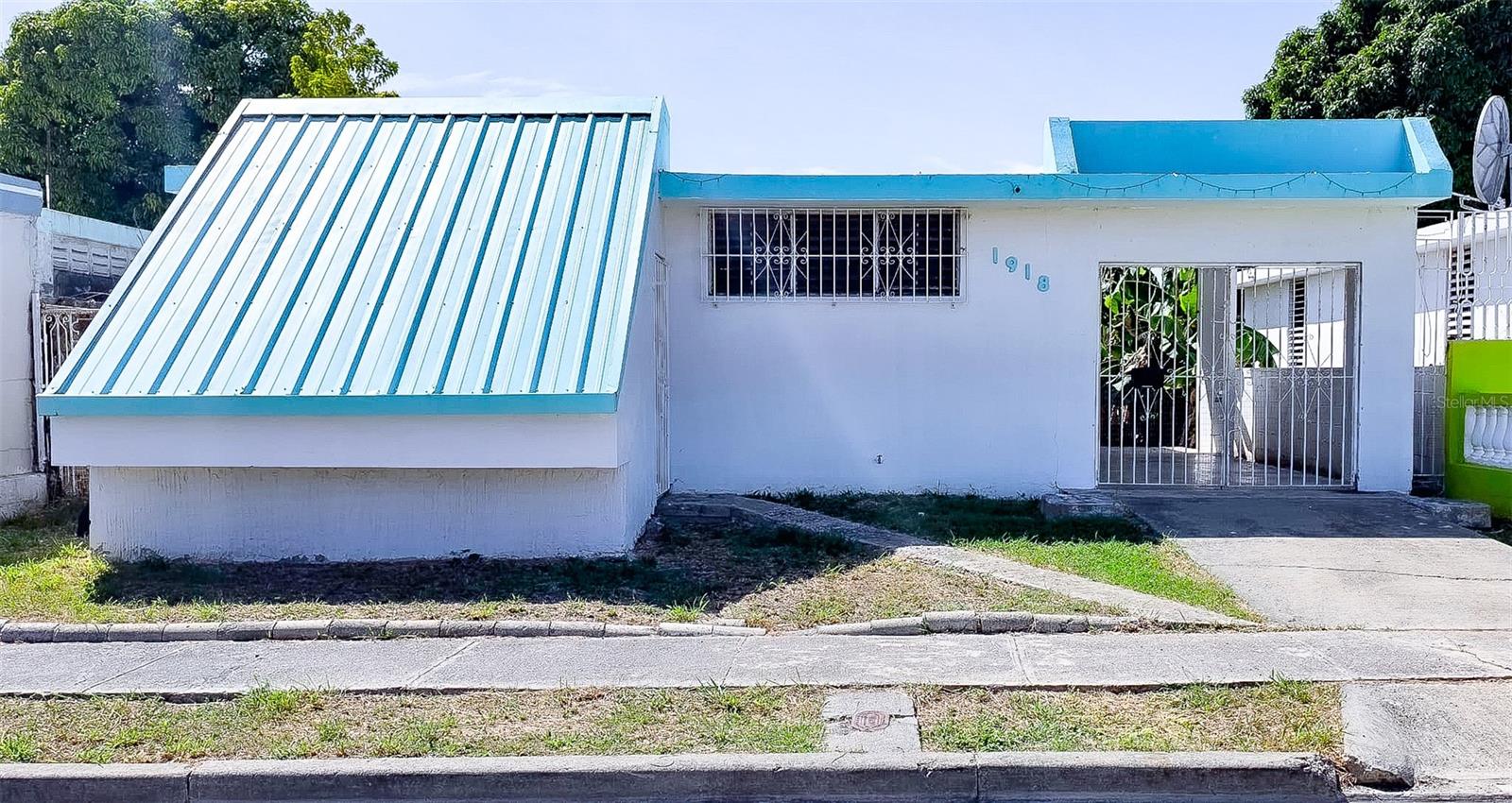 Rio Canas Calle 13 Bloque O-8 Property Photo 1