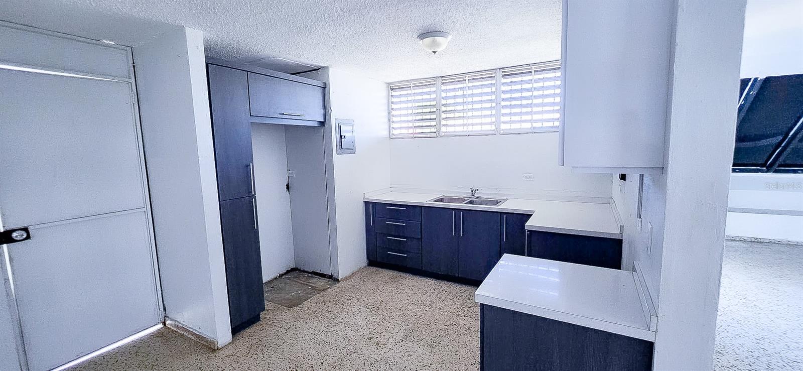 Rio Canas Calle 13 Bloque O-8 Property Photo 6
