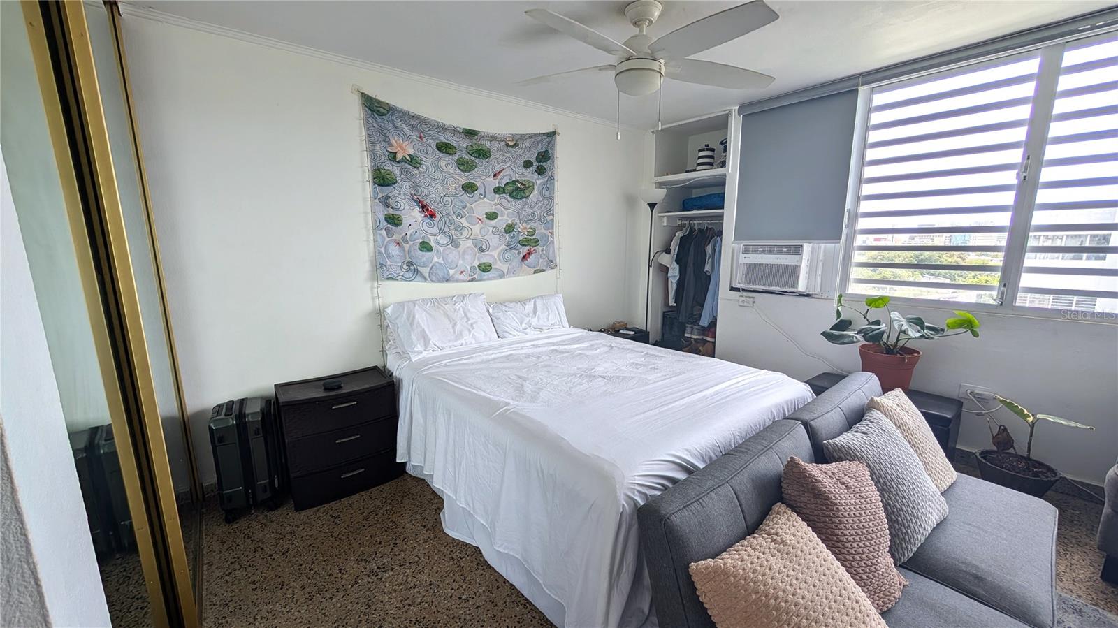 664 Calle Union #702 Property Photo 2