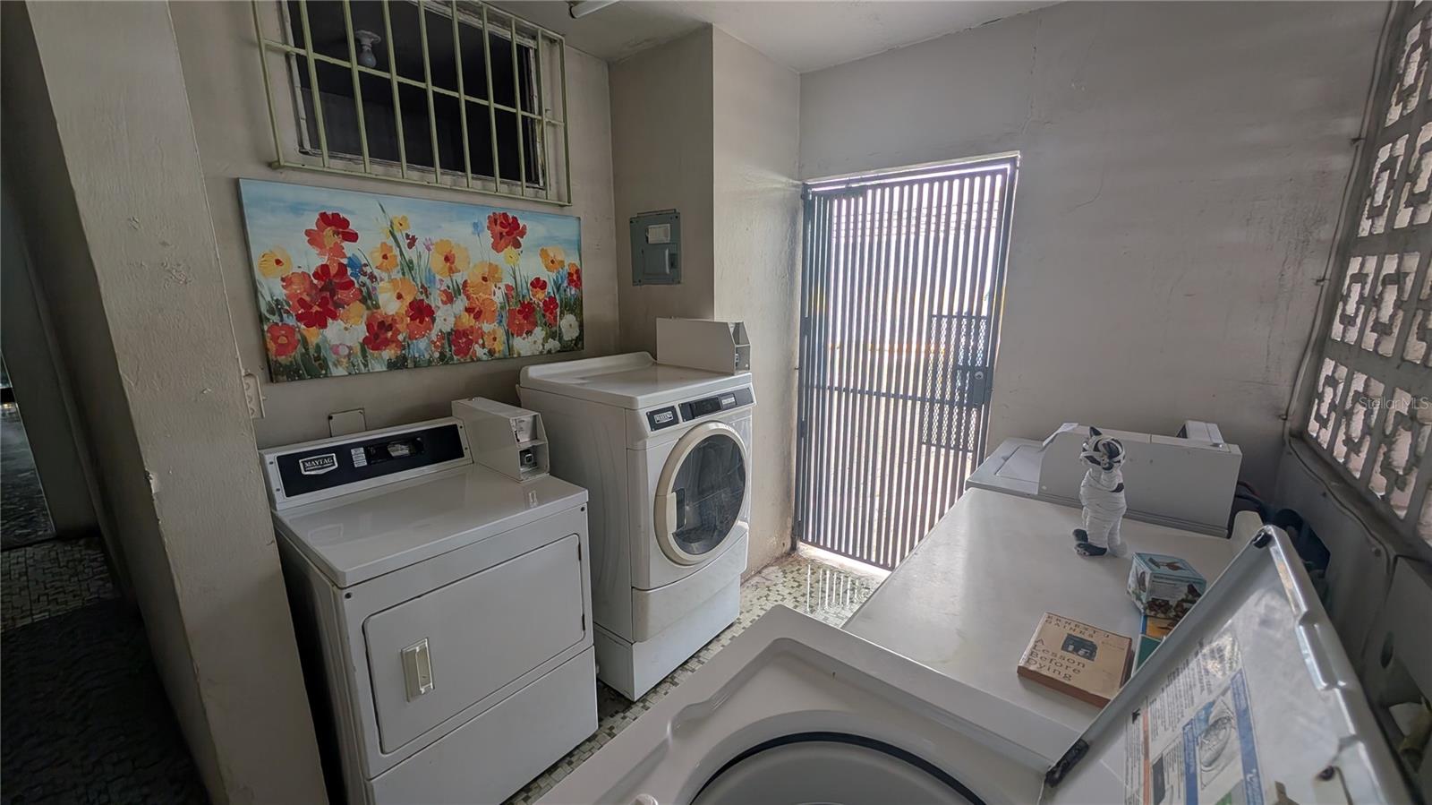 664 Calle Union #702 Property Photo 16