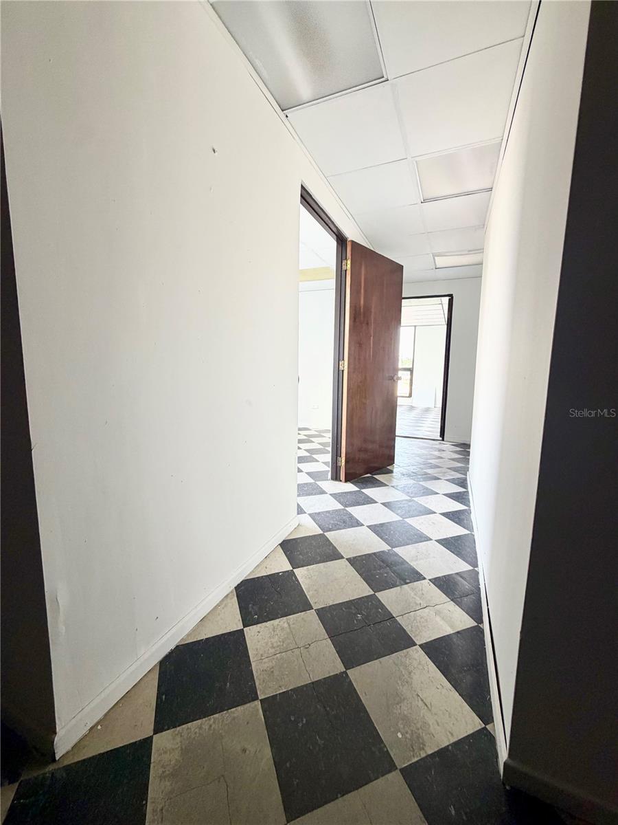 . Las Torres Navel #201-c Property Photo 9