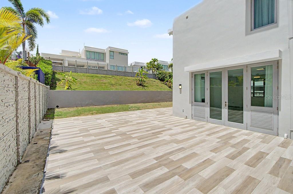 70 Aqcuamarina Property Photo 7