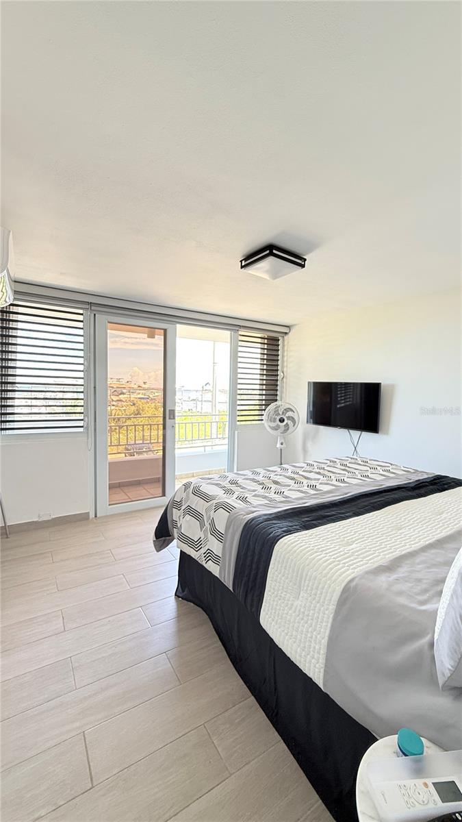 2 Sunbay #2-14 Property Photo 12