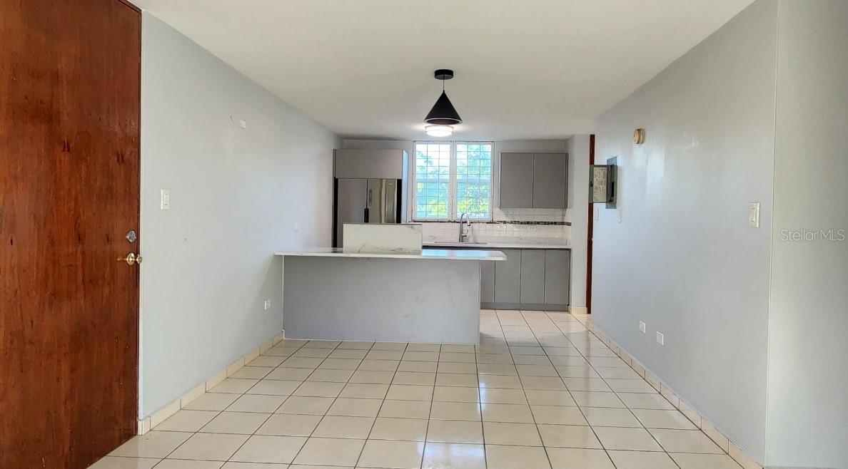 C-121 La Inmaculada Court Cond Property Photo 4