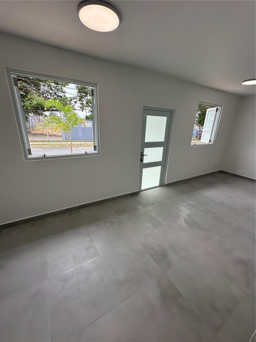 PR9124120 Property Photo 3