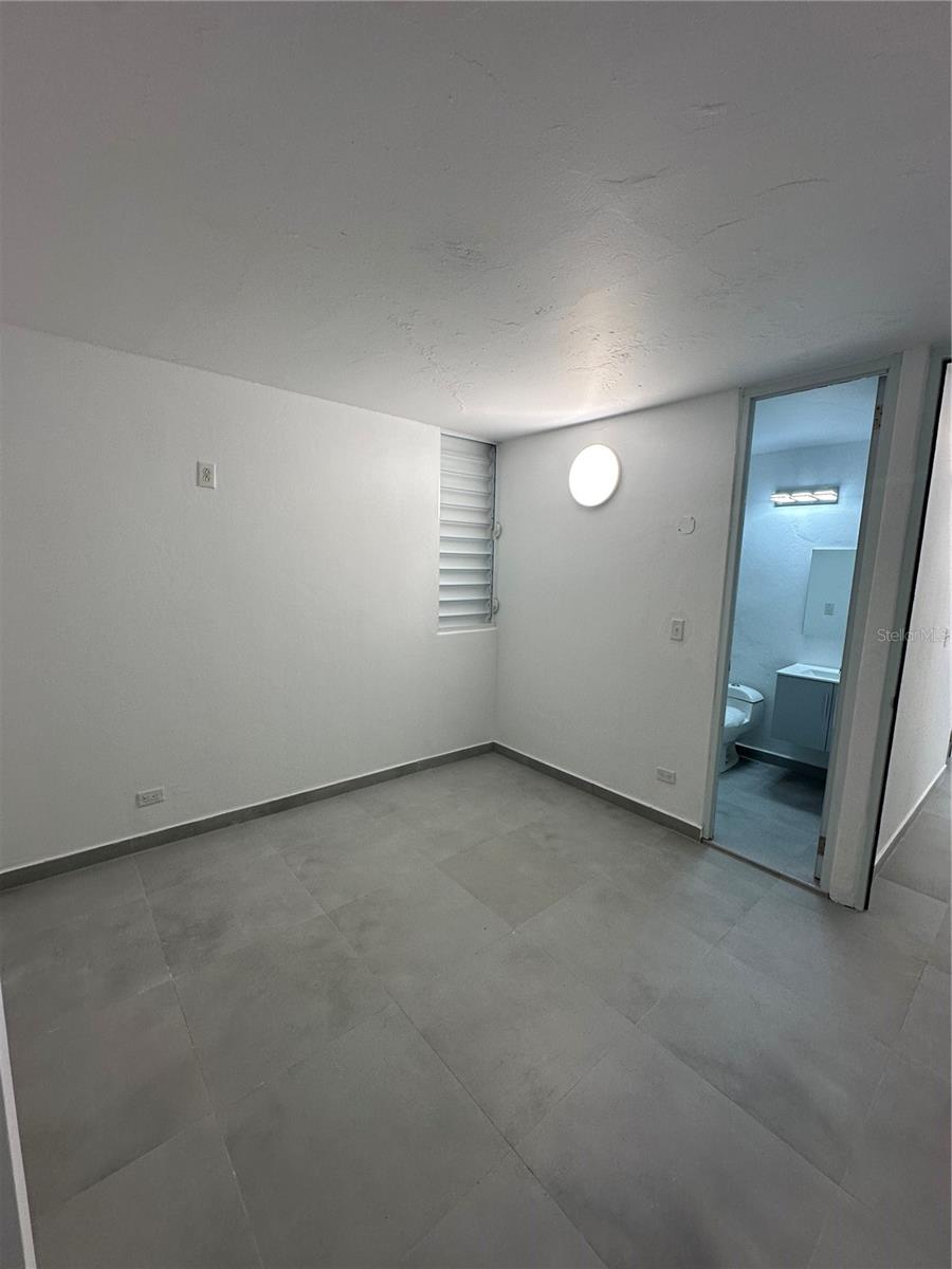 PR9124120 Property Photo 11