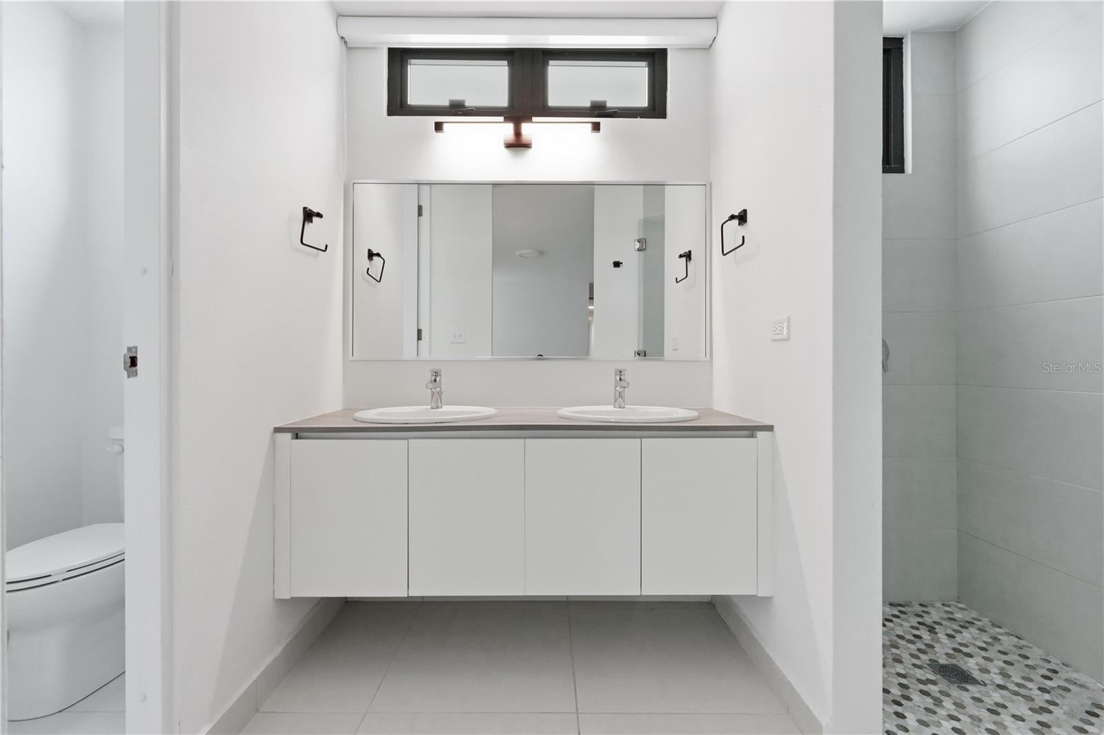 28 Calle Volga Property Photo 13