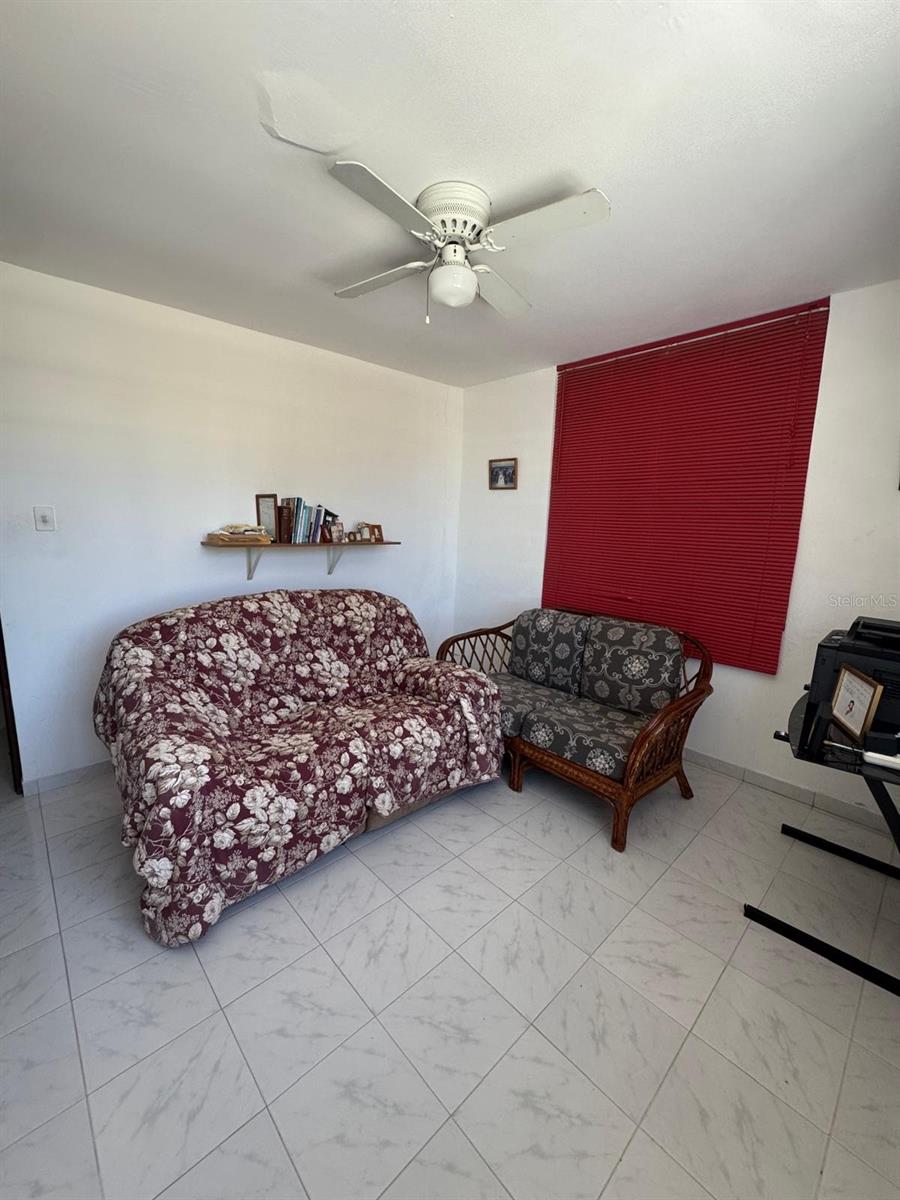 95 Alhambra Property Photo 8