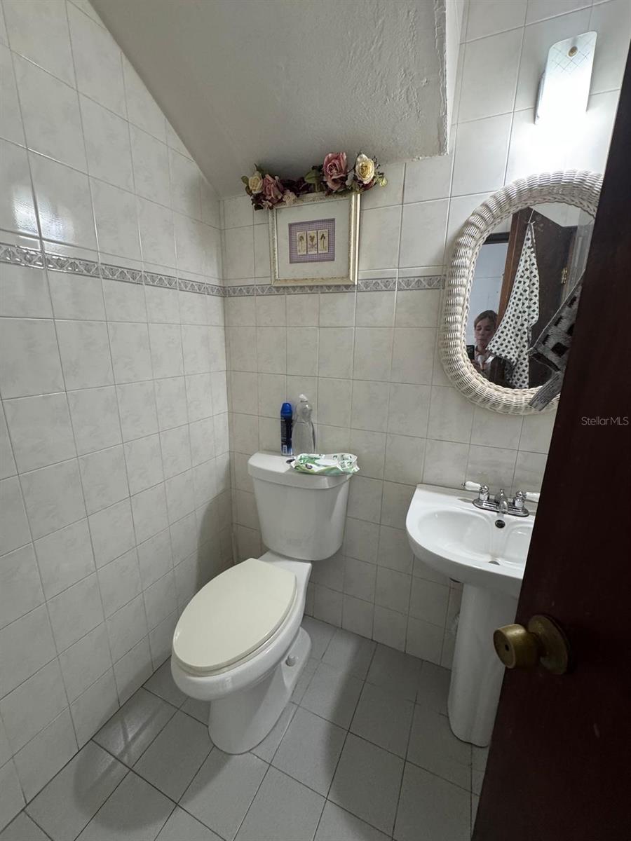 95 Alhambra Property Photo 15