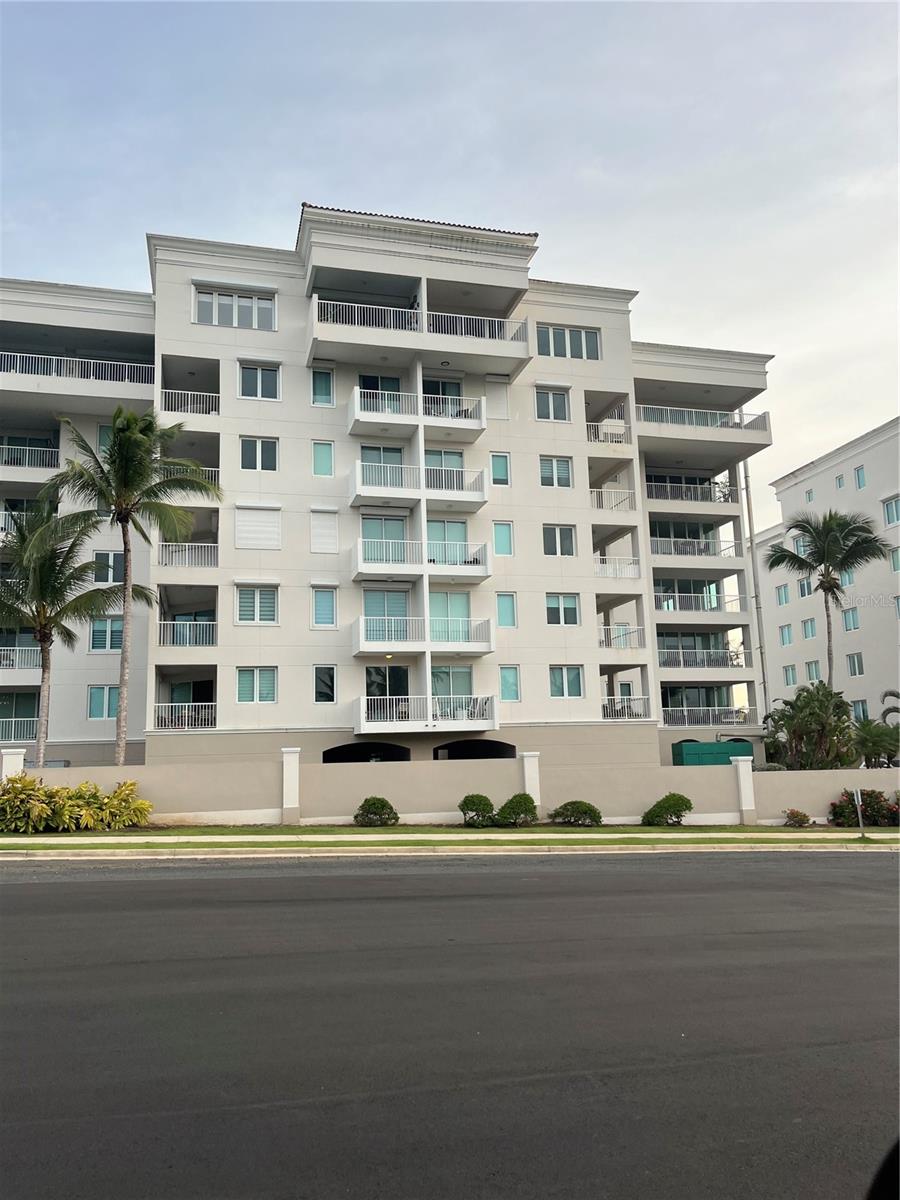Calle Olivine 83 Treasure Point #323 Property Photo 1