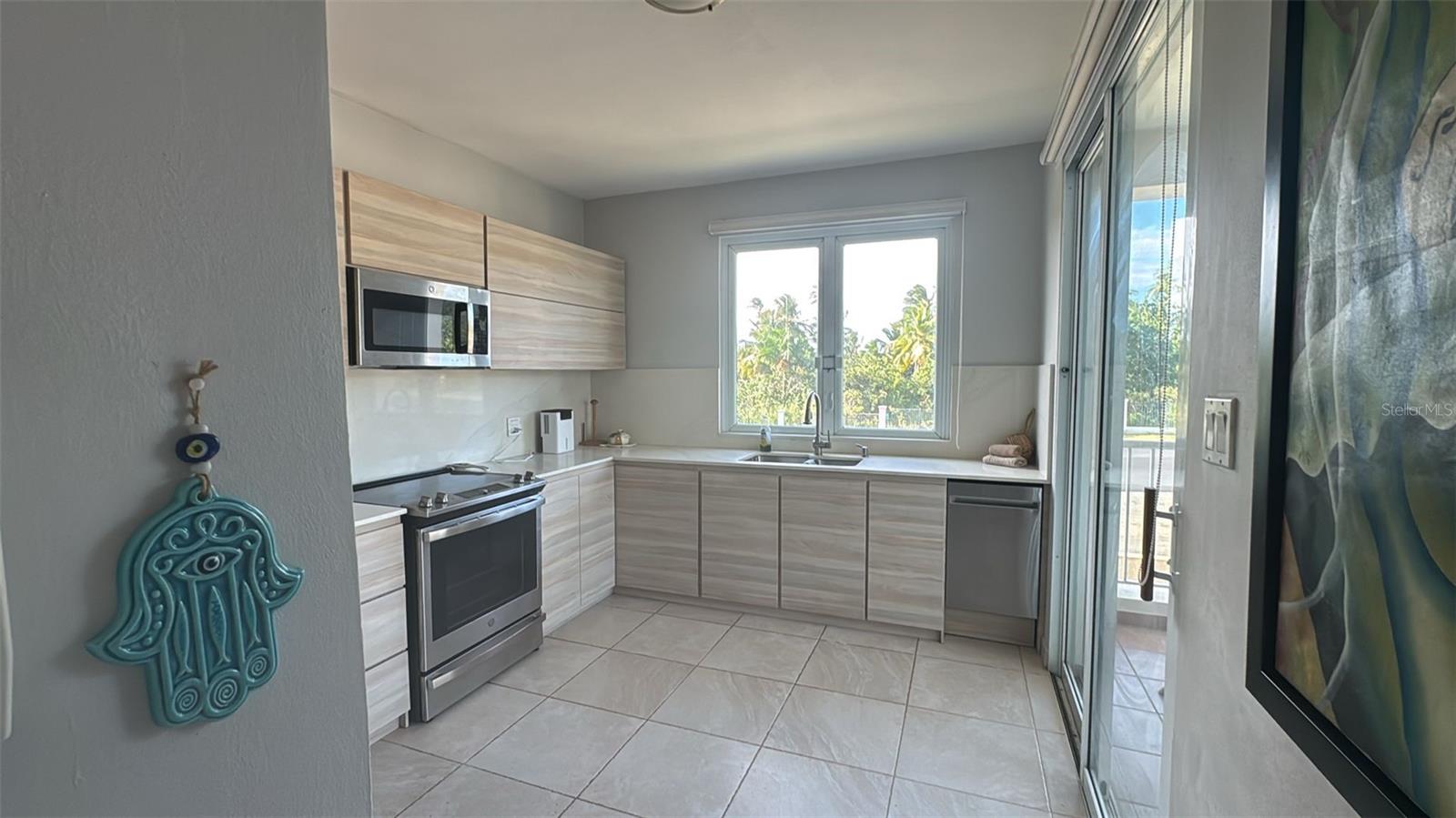 Calle Olivine 83 Treasure Point #323 Property Photo 6