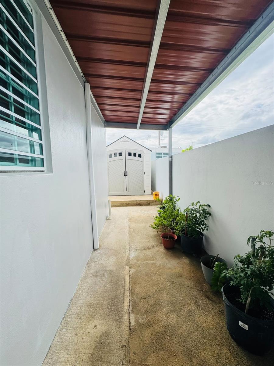 14 14 #r13 Property Photo 8