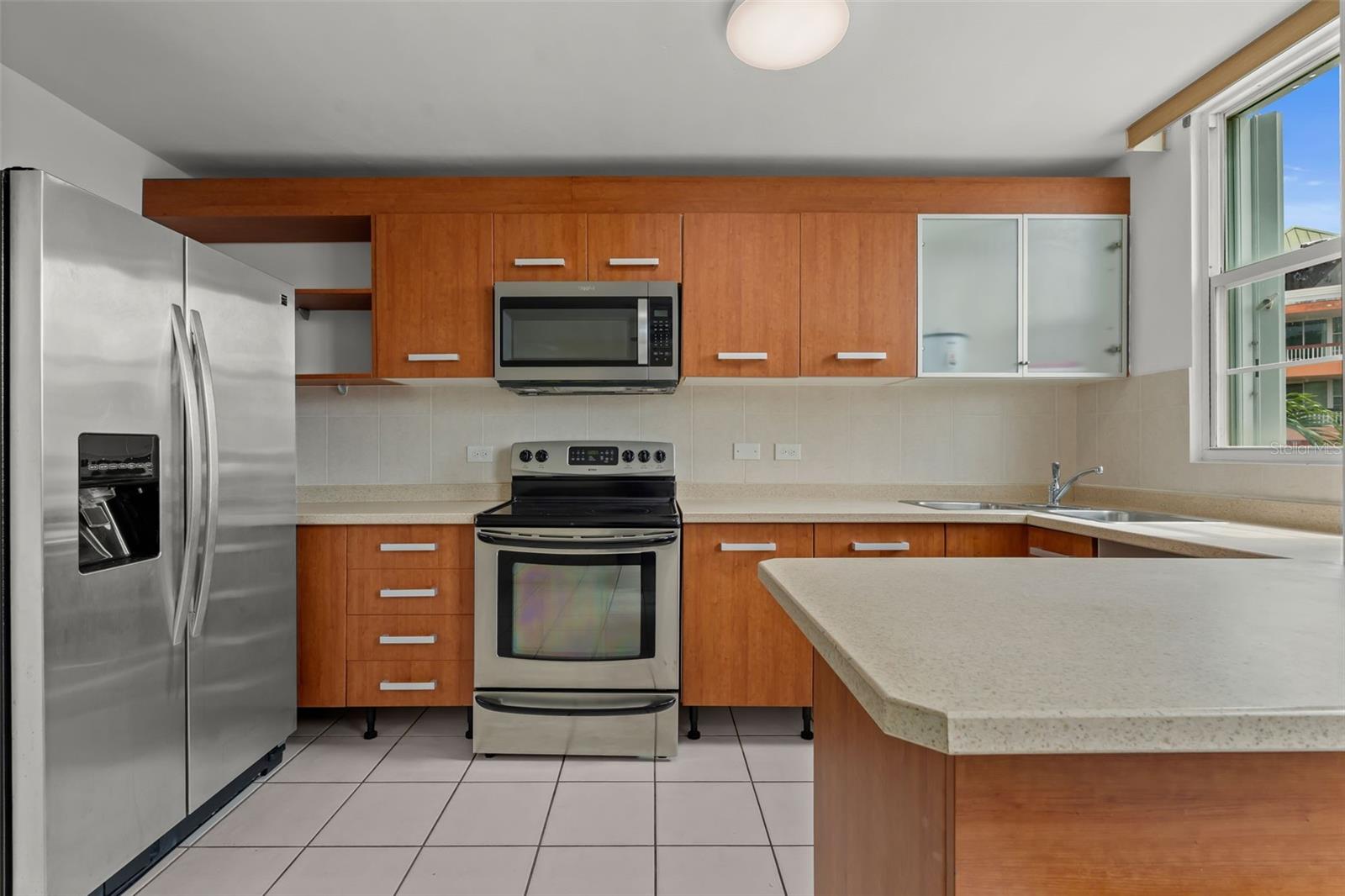 Cond. La Loma Blvd. La Loma #204 Property Photo 6