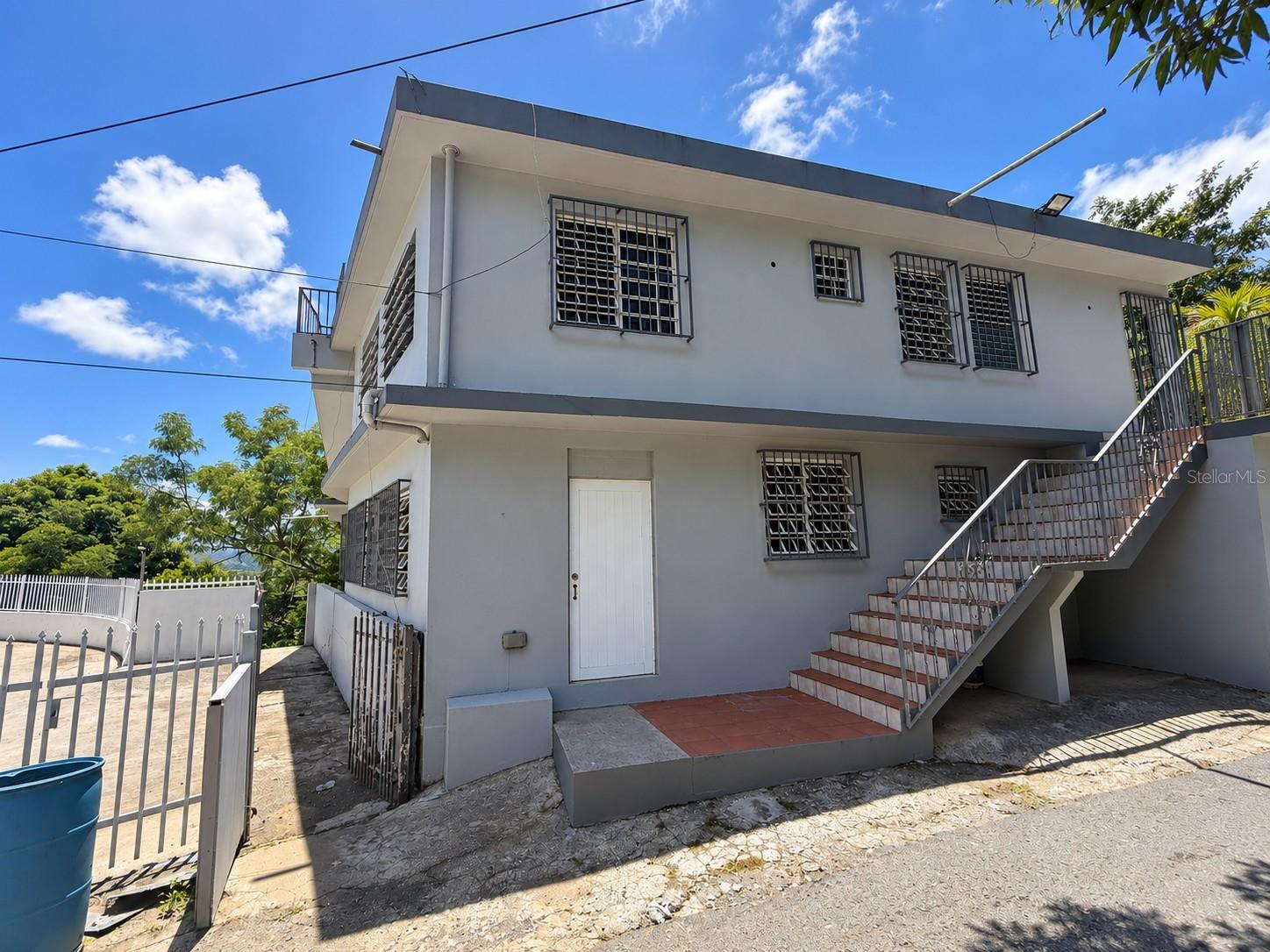 St 185 Km 18.8 Las Piñas Property Photo 2